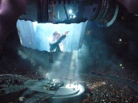 u2-melbourne-1-de-017